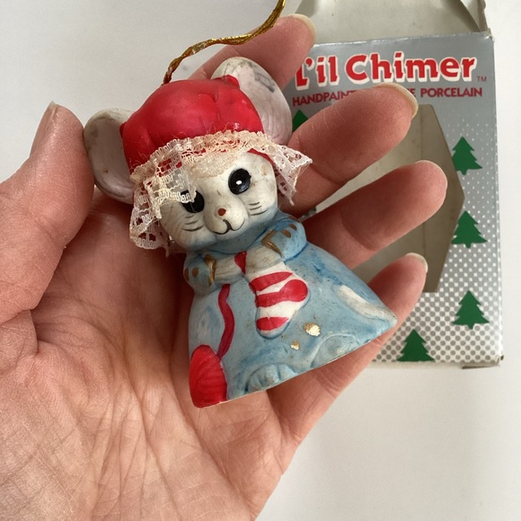 2 Vintage Lil Chimer porcelain bells (bin 3) - Picture 4 of 8